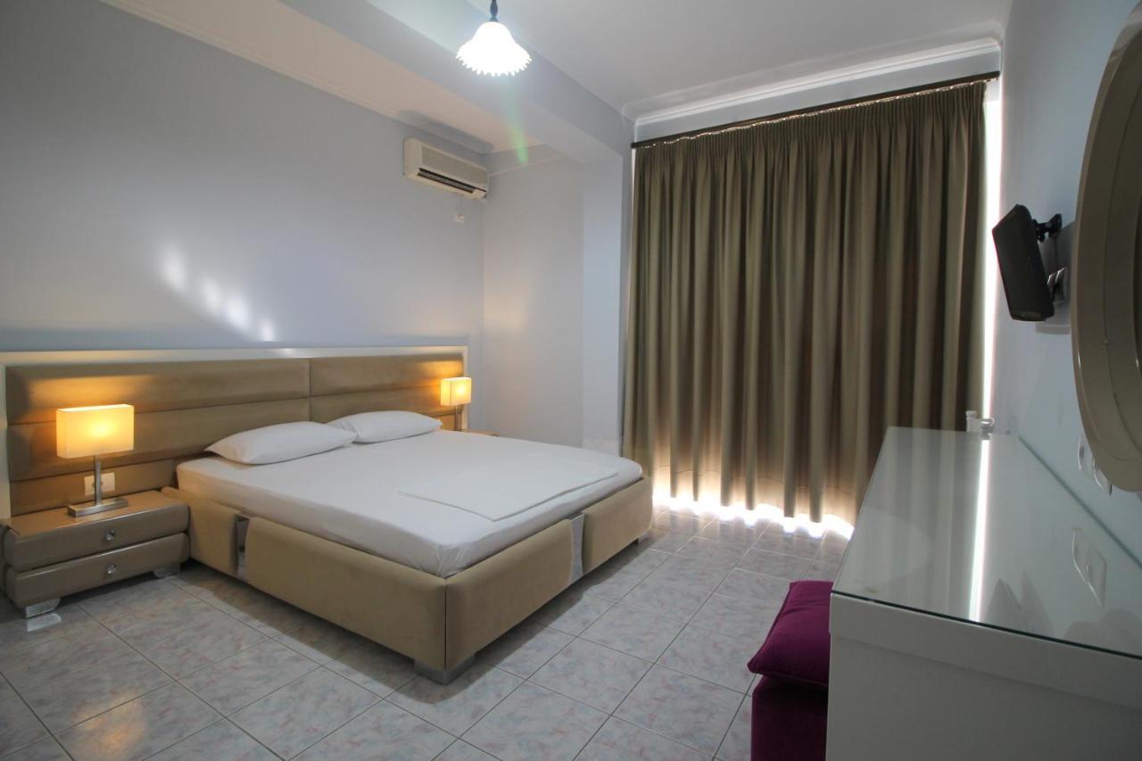 Murati Suites Sarande Exterior photo